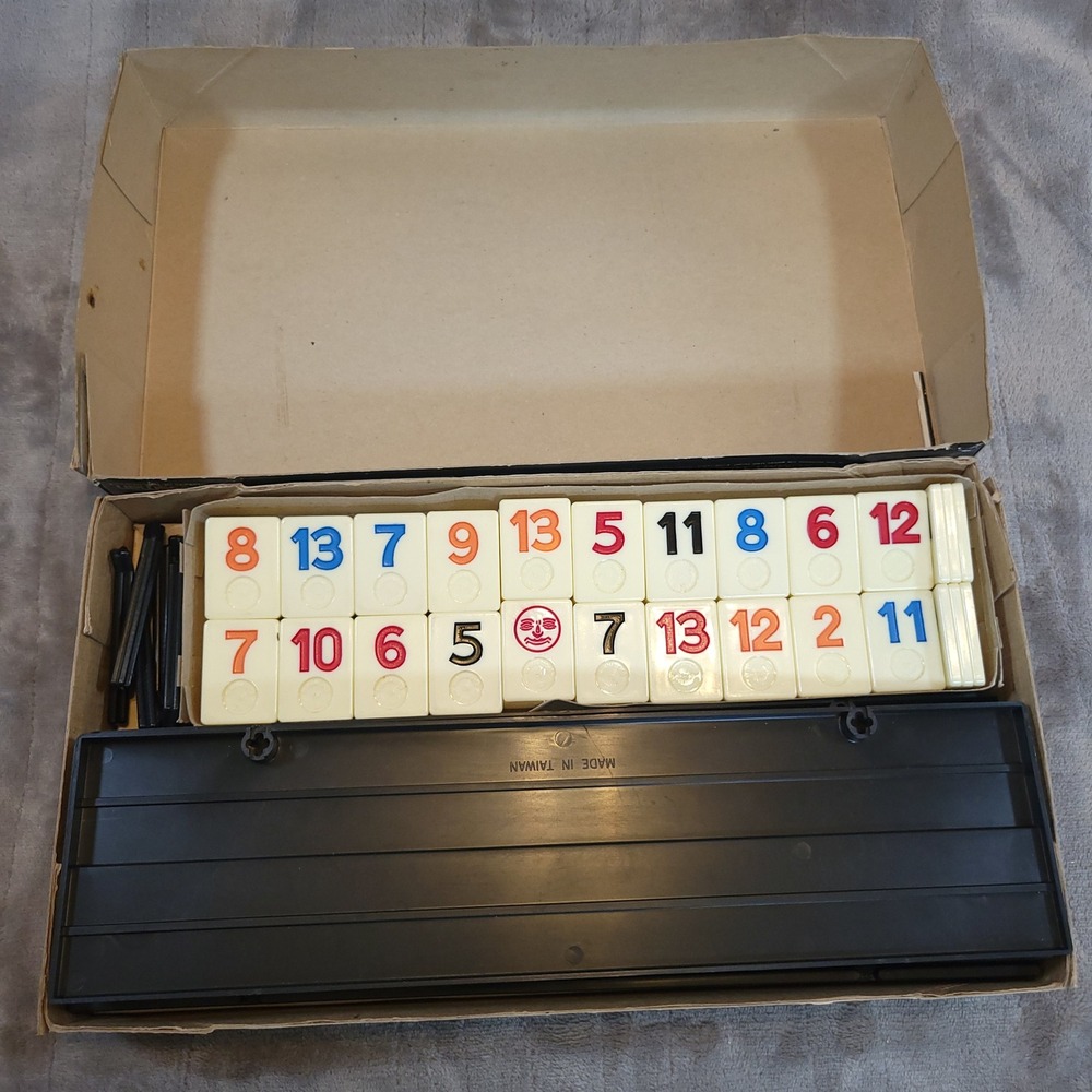 Pressman Rummikub Tile Game Vintage 1980 Black Original Complete Racks Instr - Picture 8 of 12
